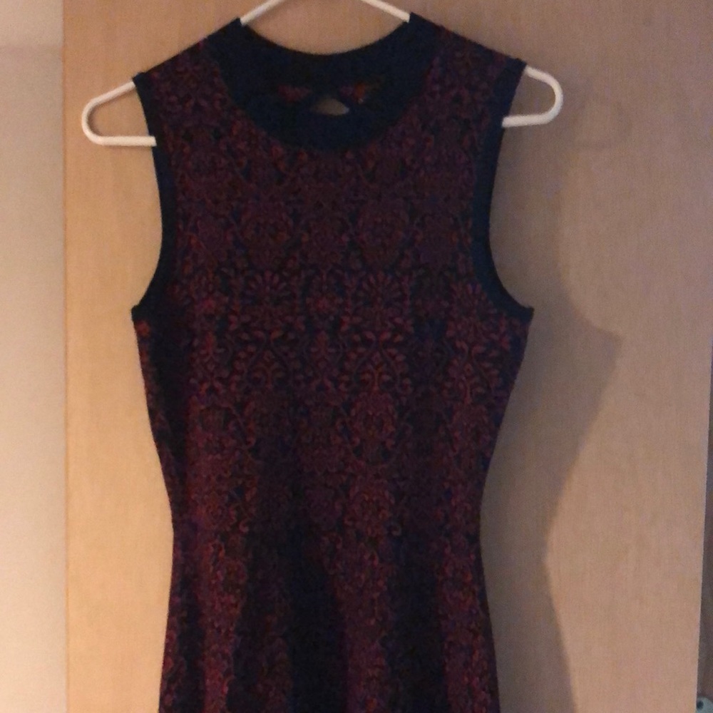 Keyhole dress by Rewind.